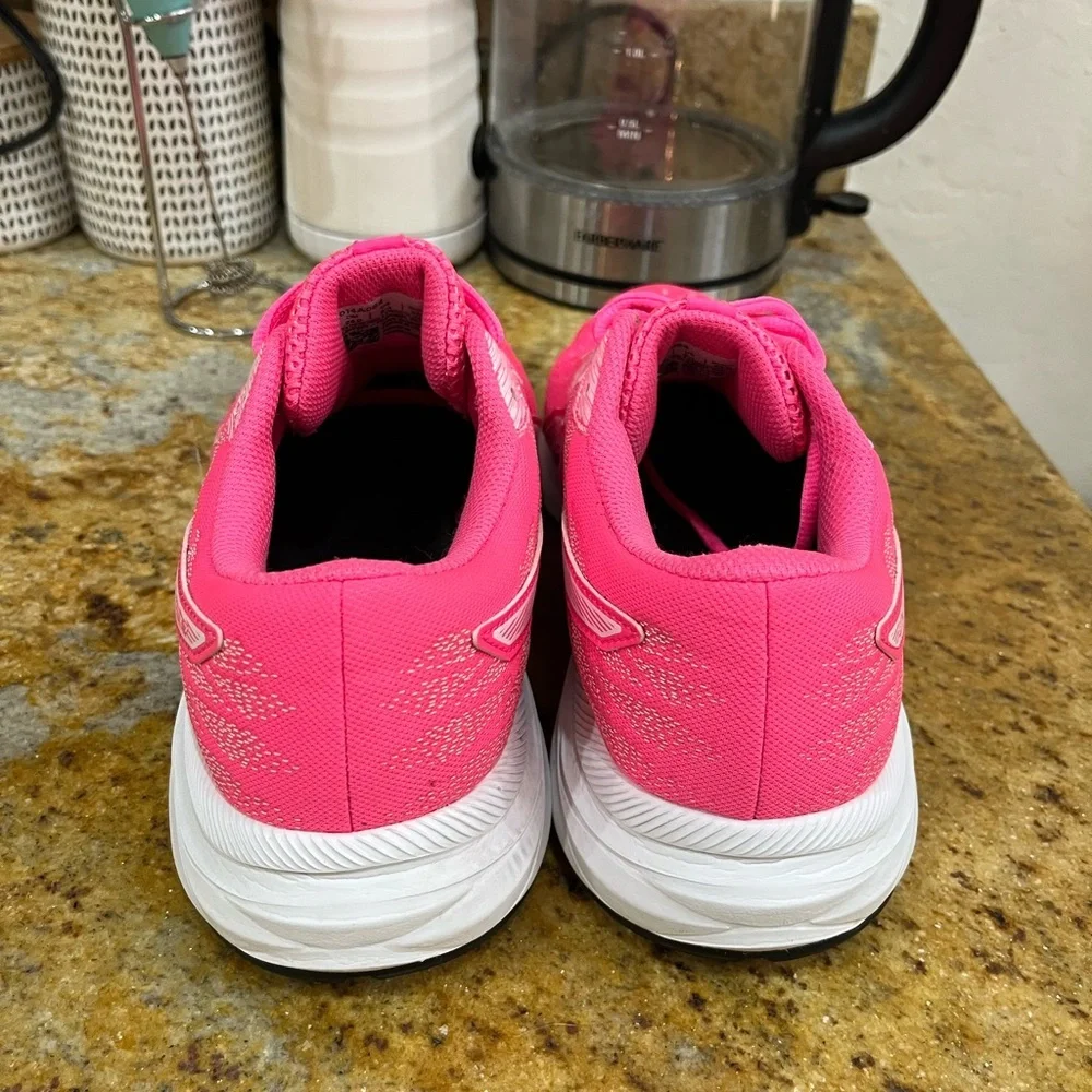 ASICS Gel Excite 7 size 6.5 - Picture 3 of 8